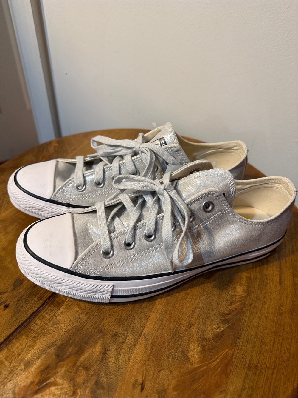 Unisex Silver Metallic Converse Low Top